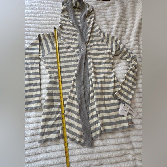 Calvin Klein Gray and white Striped Sweater Cardigan - Picture 6 of 11